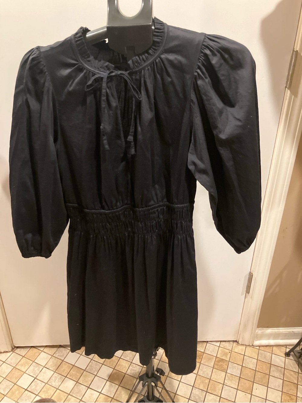 GAP Black Cotton Smocked Mini Dress Puff Sleeve SP - Picture 2 of 5